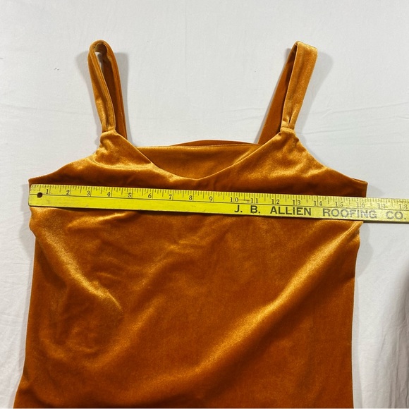 Old Navy Velvet Tank Top Mustard XS Woman’s Velvet Top NWOT - Picture 6 of 10